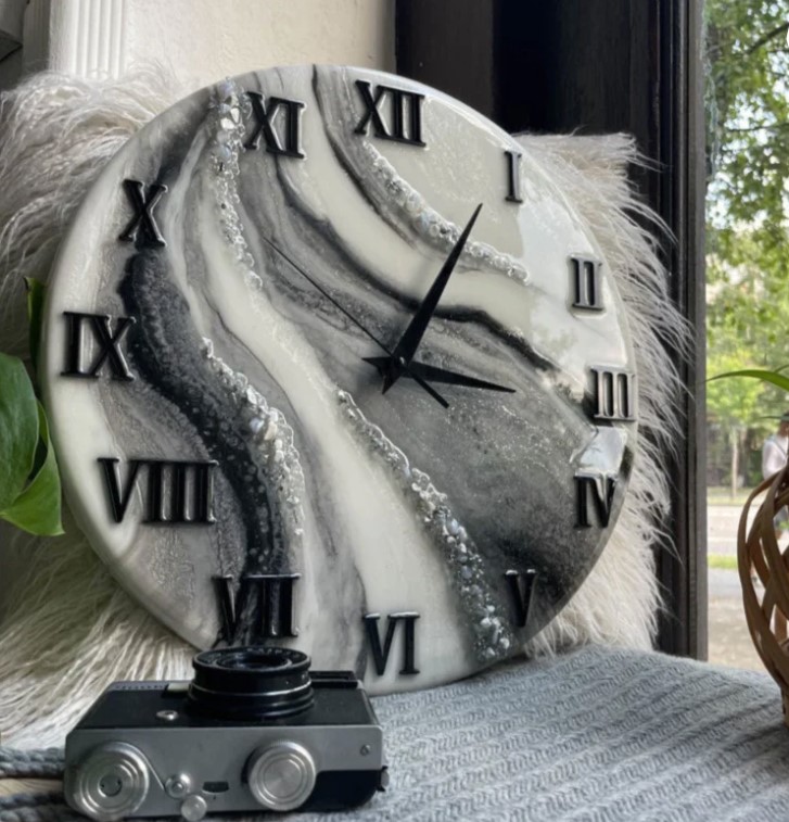 Epoxy Resin Wall Clock